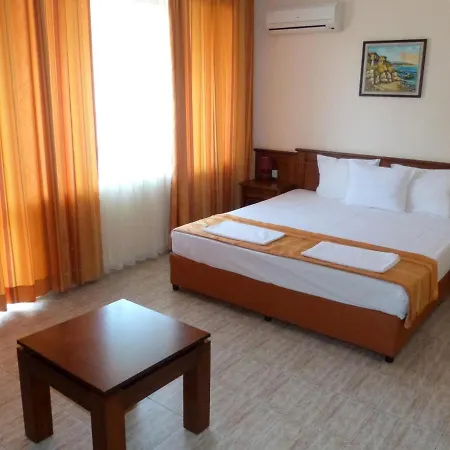 Ξενοδοχείο Beroe 3*