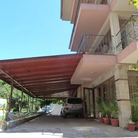 Beroe Ξενοδοχείο 3*